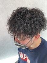 ジーナ 天神(Zina)&nbsp;ツイストスパイラルパーマ縦落ちスパイラル【福岡メンズパーマ】