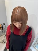 暖色ベージュ