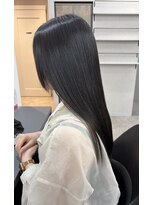 クララジャパン ハカタエキマエ(CLALA JAPAN Hakataekimae)&nbsp;艶とまとまりのあるブラックカラー