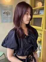 ヒントステーション(HINTSTATION)&nbsp;〈浅草 半個室〉カシスピンク×ハッシュカット