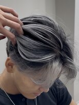 コスモス 町田(COSMOS)&nbsp;ホワイトシルバーメンズバレイヤージュ×センターパート町田