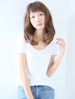 ビーグレイス&nbsp;気合いを見せない最旬ミディアム×30代丸みシルエット