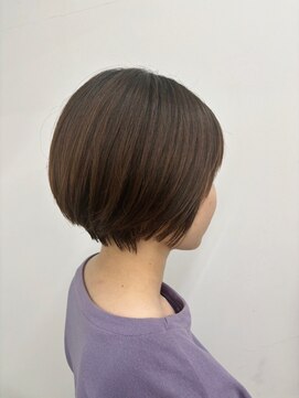 ビルド(build) 大人可愛い20代30代40代黒髪前下がりショートボブ丸みショート◎