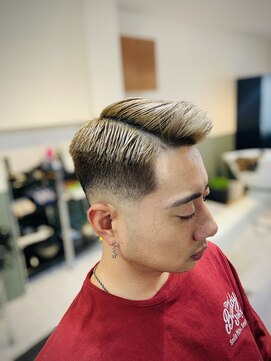 秋元理髪 バーバースタイル