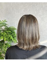 スリアン(sourian) 外はねレイヤースタイル×ハイライト