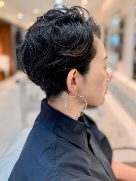 ザビー(THE B) 本八幡×ハンサムショート×パーマスタイル