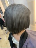 オリーブアッシュカラー
