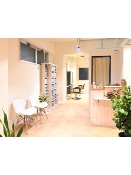 隠れ家のような特別な空間で、自分を取り戻すひととき。[千葉駅/新千葉駅/髪質改善/ヘッドスパ]