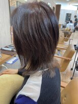 ヴィサージュクルー(VISAGE crew)&nbsp;くびれのあるミディアムスタイル