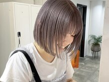 【 髪のプロが揃う、信頼のサロン 】” H " はスタッフ全員ソムリエ資格取得！安心してお任せください◎