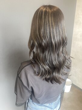 テーラヘアー 土気あすみが丘店(TELA HAIR) グレージュハイライトカラー