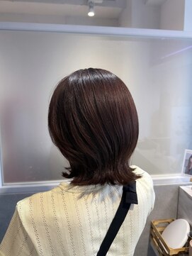 レッドブラウン／赤茶色／赤みブラウン／ロージーレッド