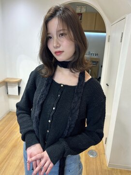 ヴィンス(vince) くびれヘア/ミディアムヘア/韓国ヘア/オリーブベージュ