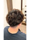 ハイライトメンズニュアンスパーマツイスト波巻きツイスパ30代