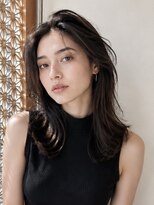 オアシスアヴェダ ザ・ペニンシュラ東京(OASIS AVEDA) 大人セミロングレイヤー・長め前髪・グレージュ20代30代