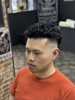ケースタイル(K-style)&nbsp;ナチュラルパーマ（極道パーマ）　スキンフェード