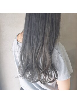 ミント(mint) *最強にクールなアッシュ!オーシャングレー×気だるめロング*