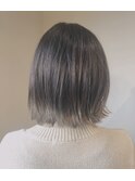 ミントベージュ