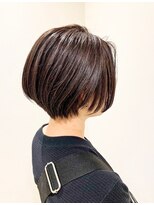 メーヴェ(Mowen) mowen 南堀江　くびれショート×ラベージュ×艶髪