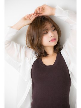 リュンヌ 門前仲町(lune) 小顔効果フレーミングレイヤー【Linona/林　直徳 】