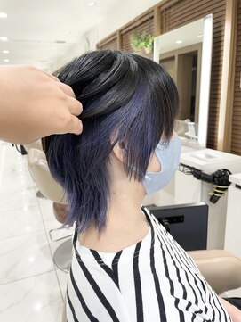 アッシュ 大宮店(Ash) インナーカラー【ブラック×ネイビー】