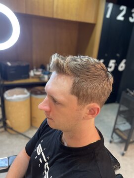 フランクスバーバー アンド ビアークラブ(FRANK'S BARBER and BEER CLUB) メンズカット