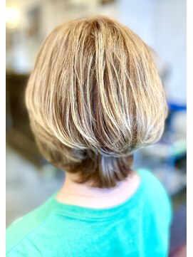 サーティエイト(38) ウルフボブ/ブリーチ/グレージュ/ウルフヘア/ミディアムレイヤー