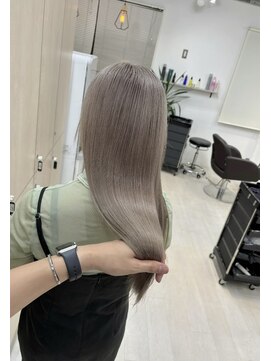 アイズ 横浜(IS) [YASU指名]シルバーカラー/シルバーミルクティー/横浜