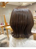 上品な女性らしさ 外ハネくびれヘア 冬の髪質改善TR