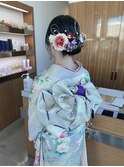 成人式ヘアアレンジタイトシニヨン〇