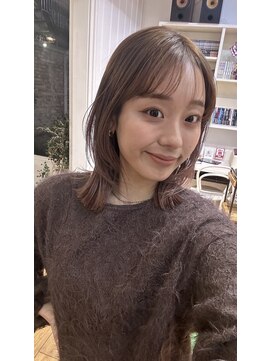 ガーランド (Garland) ☆ミディアムレイヤー/顔まわりカット/オージュアカラー