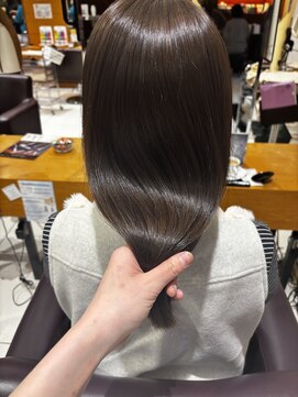 カぺリベラ テラス Capelli bella TERRACE アッシュブラウン