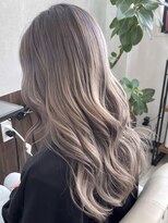 ベルヘアーデザイン 堺東(Belle hair Design)&nbsp;ハイトーンオリーブグレージュイルミナカラーレイヤーカット堺東