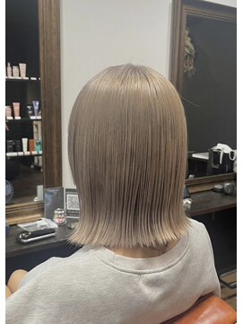 アオゾラヘアーカミノウラ(AOZORA HAIR kaminoura) ホワイトベージュ