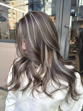 トゥイン 八王子(TWIN) ハイライトデザインカラーフェイスフレーミングレイヤーカット