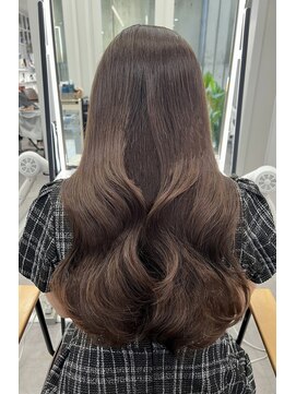 プラチナ(PLATINA) ハイレイヤーレイヤーカットブリーチ無しカラー顔周り韓国