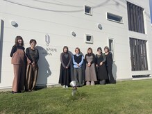 笑顔いっぱいの明るいスタッフが、お出迎えしてくれます☆