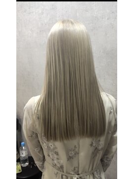 アンダーバーホワイト 阪神西宮店(_WHITE) ホワイトカラー【ホワイトブロンド】