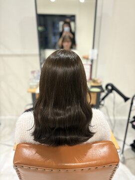 ブリーチなしオリーブカラー♪