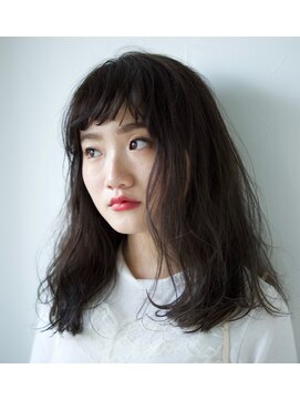 オング(OnGG) 外国人風パーマスタイル