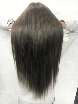 アンダーバー(UNDRvr) サラツヤグレージュ