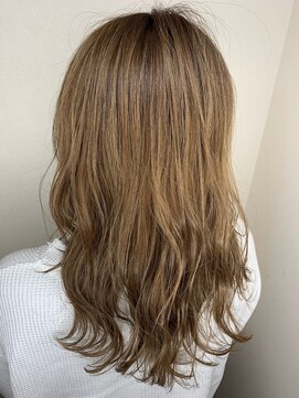 フロート 小阪店(float) ハニーイエロー_耳かけ,毛先パーマ,イメチェン