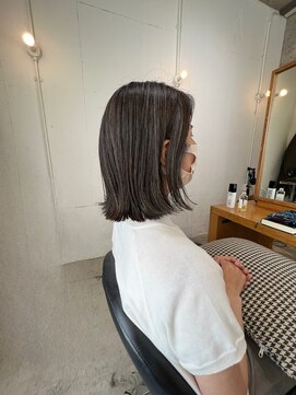 アルベリーヘアーアンドスパ 掛川中央店(ALBELY hair&spa) 白髪ぼかしハイライト