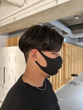 アカ(ACA) センターパートニュアンスパーマメンズマッシュパーマ札幌大通