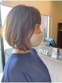 ふわっとゆるカールで自然な抜け感