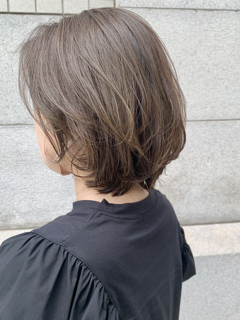 《AVEDAカラー》で優しく白髪染め　カット＋カラー￥19.800→￥15,840〜
