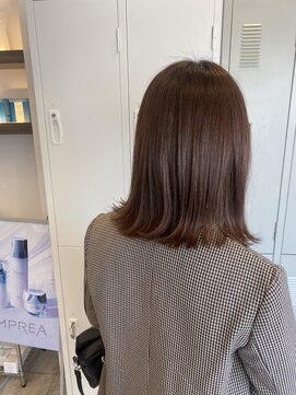 グランドール リュクス(Grandoll Luxe) 外ハネヘア×ブラウンカラー