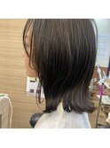 肩先で弾むカールが可愛らしさの秘訣！