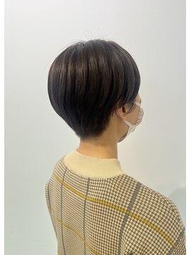 アドラーブル 万代店 (adorable) 丸みショートメンズライク刈り上げショートグレージュ