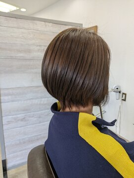 ラヴィリス バイ レム(Raviliss by rem) ショートボブ